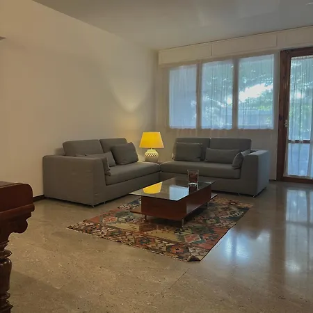 Chiara 120sqm Internal Garage Daire Scarperia