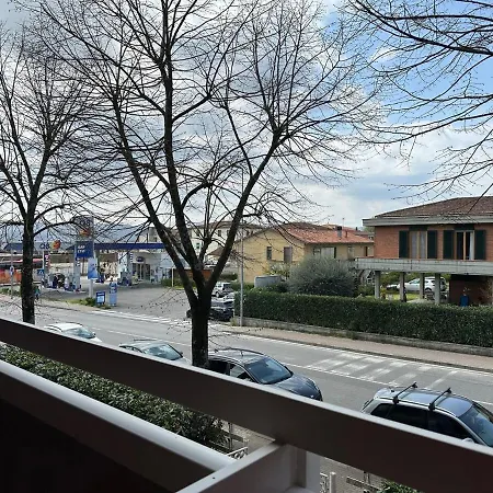 App Chiara- Mugello 3'-120 M2-garage Interno